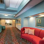 Hampton Inn Indianapolis Downtown Across From Circle Centre 
